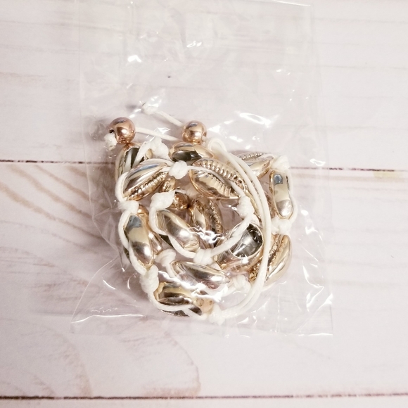 BTQ Rose Gold Cowrie Shell Necklace - Picture 3 of 3